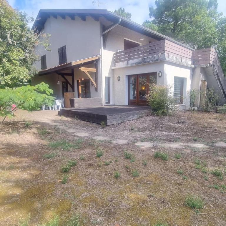 Large family apart with garden close to the beach - Apartment - 20