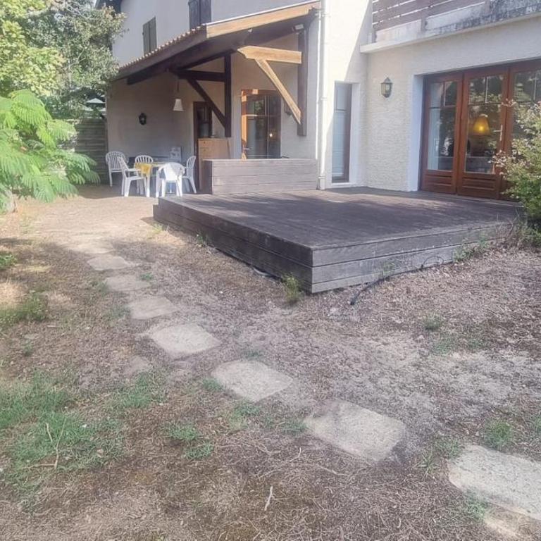 Large family apart with garden close to the beach - Apartment - 17
