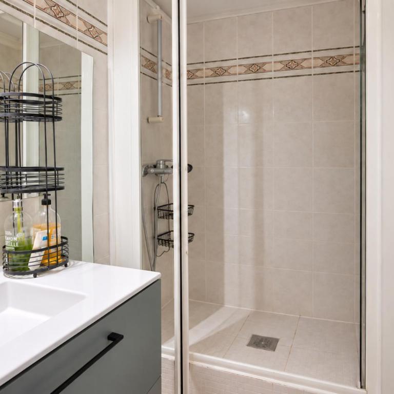 Cœur historique Hyères 4 personnes - Appartement 1 Chambre - 8
