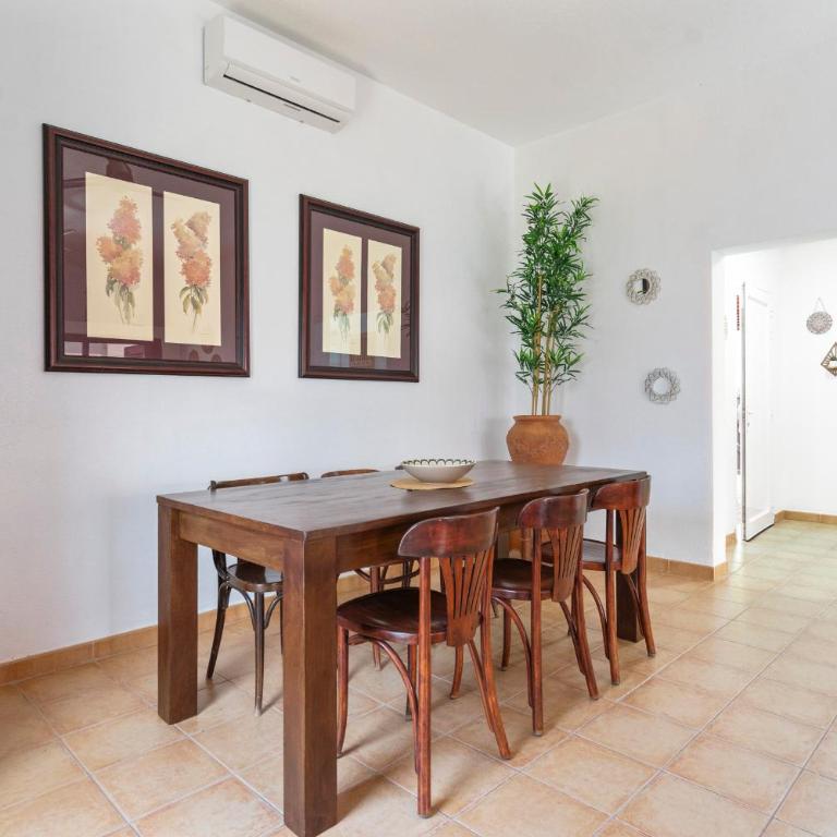Casa Kiky, Boho-Chic Villa with Botanical Garden - Villa con vistas al jardín - 7