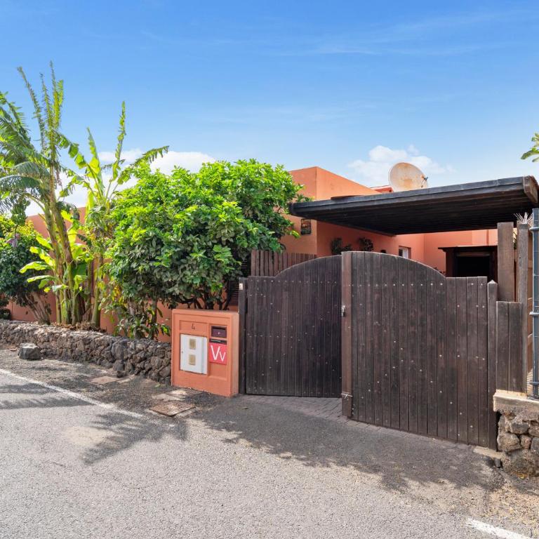 Casa Kiky, Boho-Chic Villa with Botanical Garden - Villa con vistas al jardín - 28