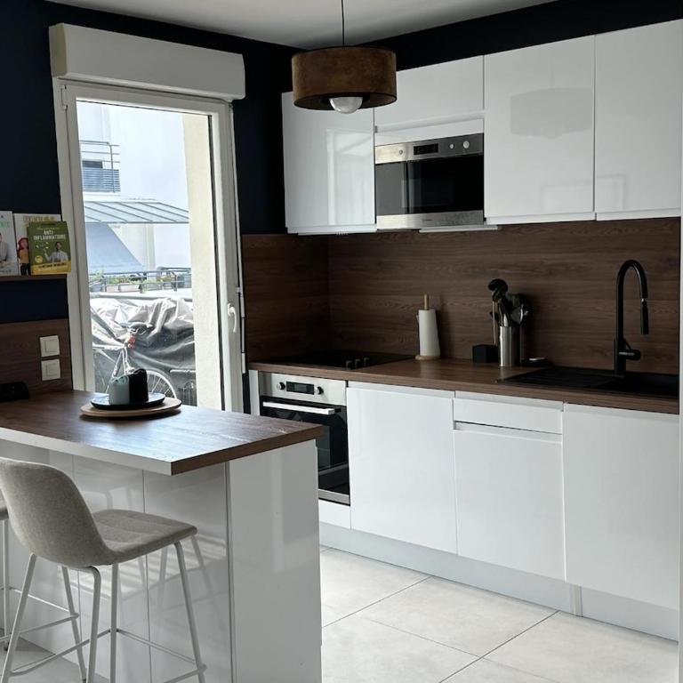 Chartrons duplex avec blacon et parking Bordeaux - Appartement 2 Chambres - 3