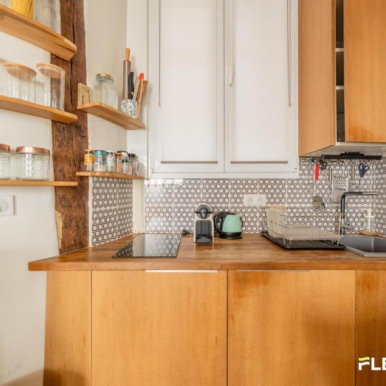 T2 élégant entre Le Marais et Châtelet Paris 01è - Appartement - 14
