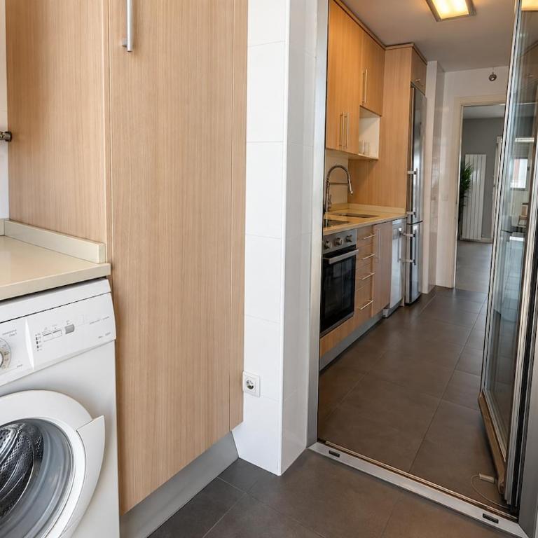 Apartamento con balcón y parking para 6 - Appartement 2 Chambres avec Balcon - 9