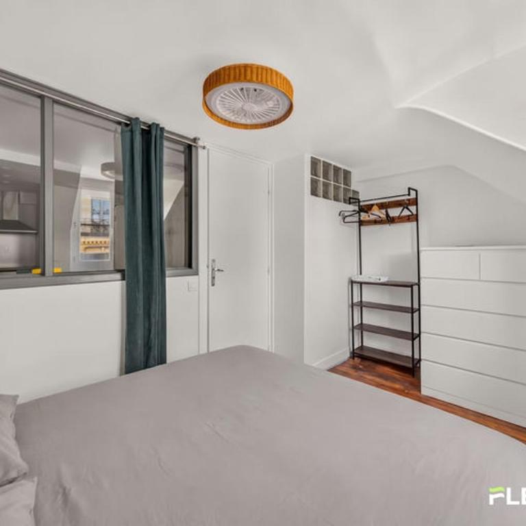 Charming 1BR between Trinité & Opéra Paris 9è - Apartment - 4