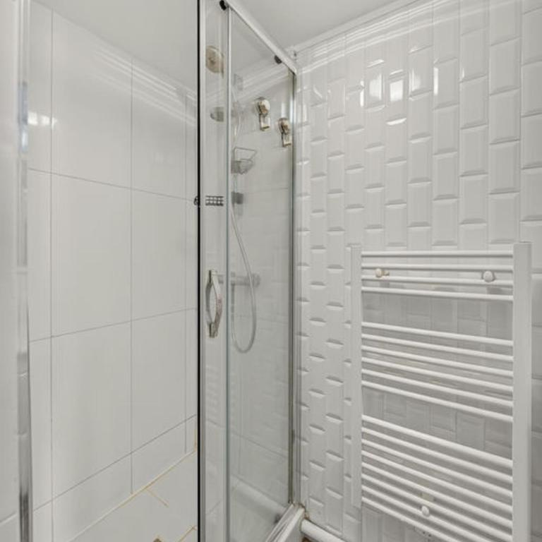 Charming 1BR between Trinité & Opéra Paris 9è - Apartment - 20