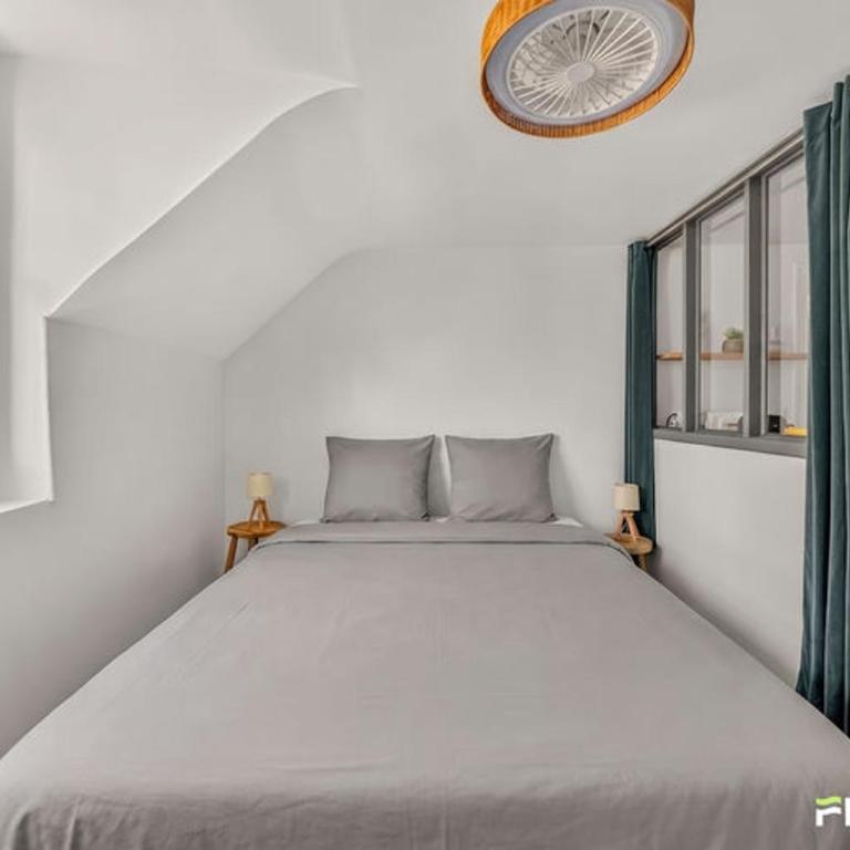 Charming 1BR between Trinité & Opéra Paris 9è - Apartment - 3