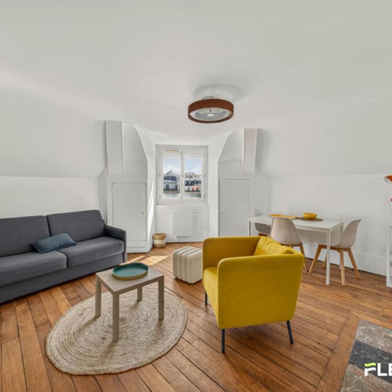 Charming 1BR between Trinité & Opéra Paris 9è - Apartment - 5