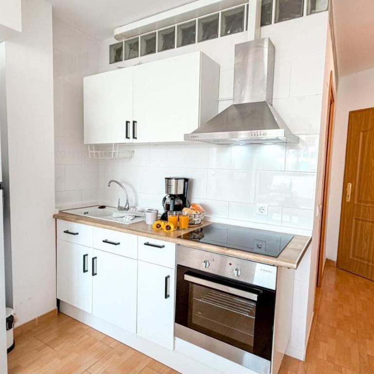 Modern Studio, 400m to beach, Pool - Estudio - 8