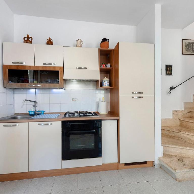 Villetta Sea Sun - Appartamento Deluxe con 2 Camere da Letto e Vista Giardino - 6