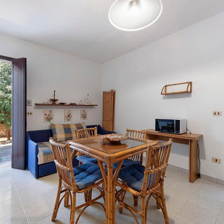 Villetta Sea Sun - Appartamento Deluxe con 2 Camere da Letto e Vista Giardino - 2