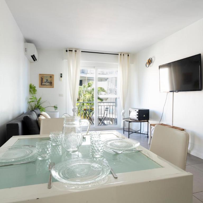 LE PALM BEACH aperçu mer avec balcon et proche des plages - Appartement 2 Chambres - Vue sur Mer - 19