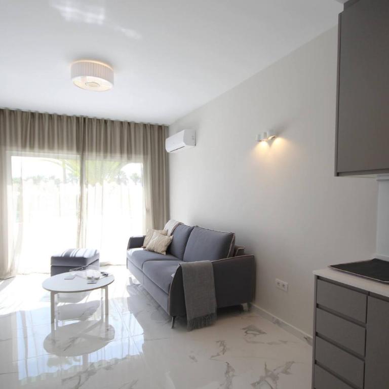 Luxury Apartments in first beach line with pool - Apartamento con vistas al mar - 5