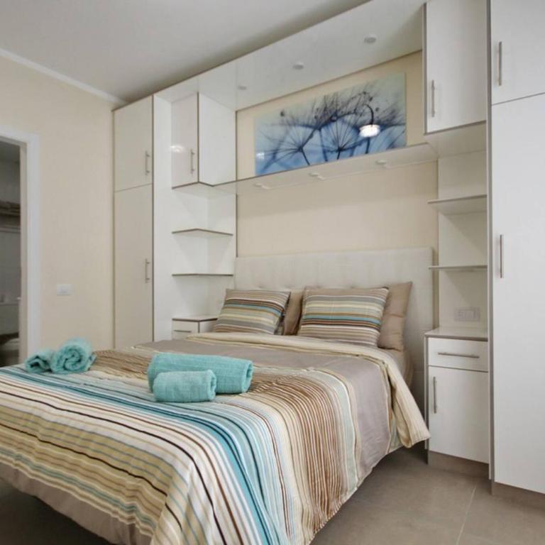 Amazing 5-bedroom villa in Costa Adeje - Villa - 18