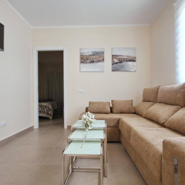Amazing 5-bedroom villa in Costa Adeje - Villa - 20