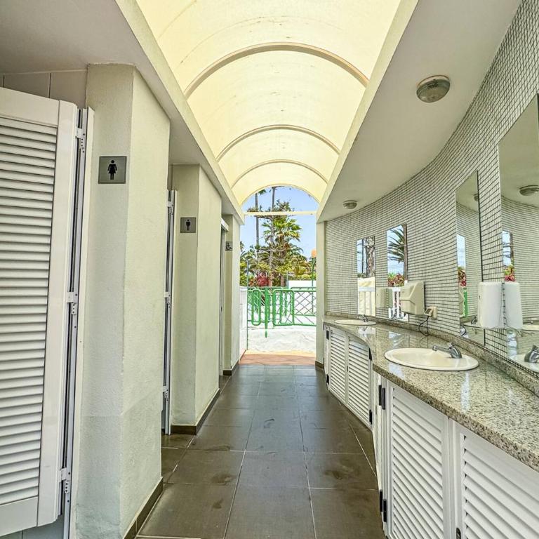 Apartment in beachfront complex in El Duque area, Costa Adeje - Apartamento - 30