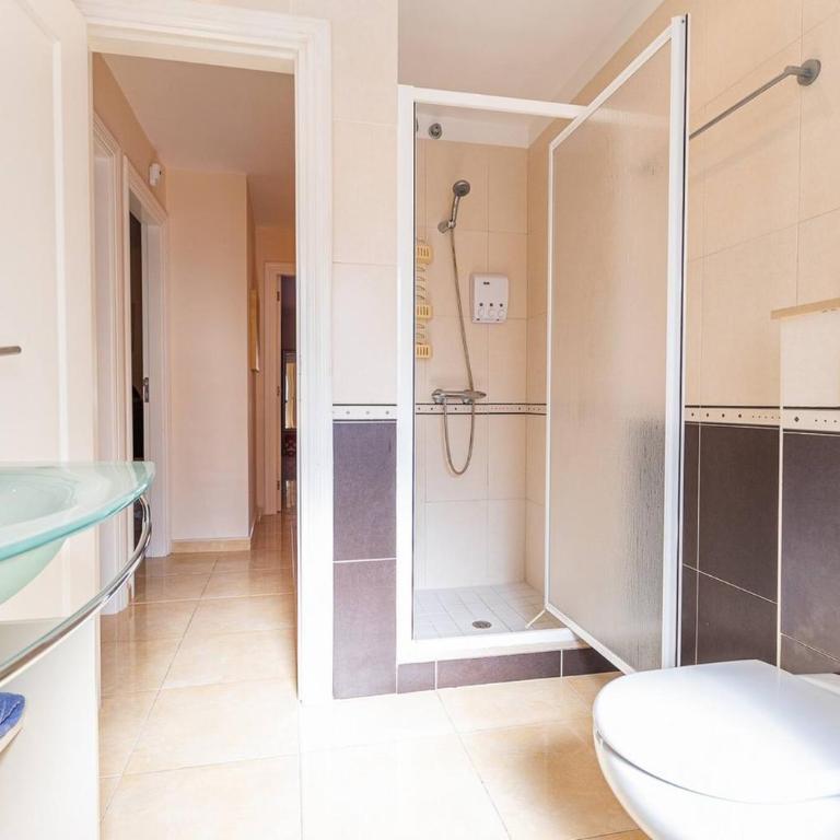 Villa with private pool and magnificent views - Villa - 20