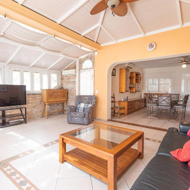 Nice 3 Bedroom Villa in El Duque - Villa de 3 dormitorios - 3