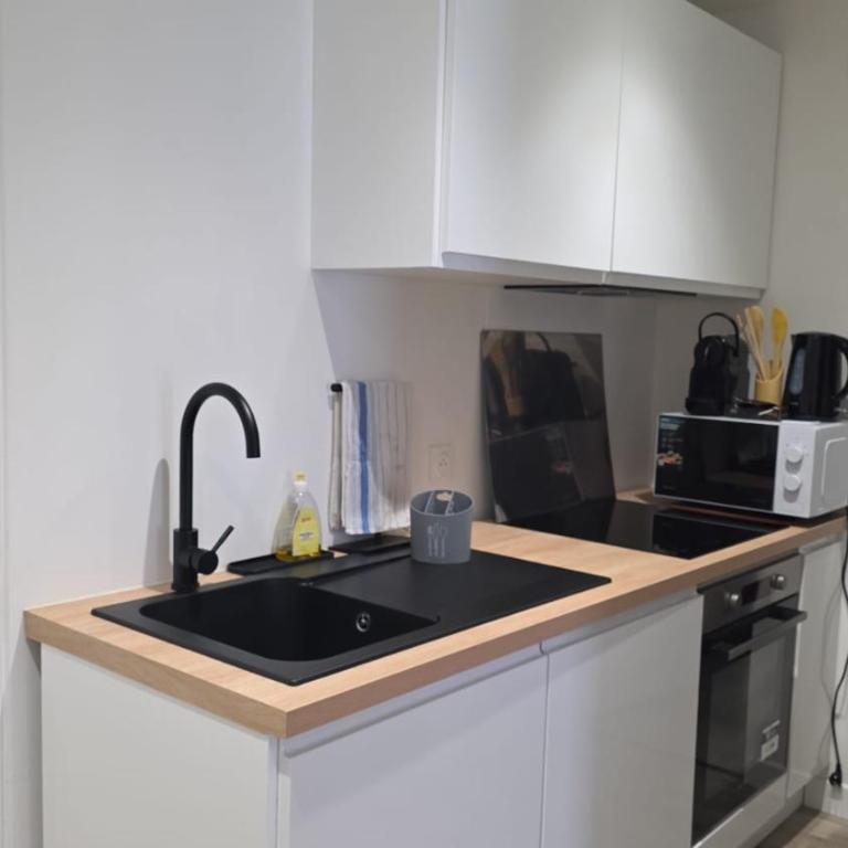 LE BALCON AZURÉEN - T2 Vue Mer et Clim - Appartement 1 Chambre - 5