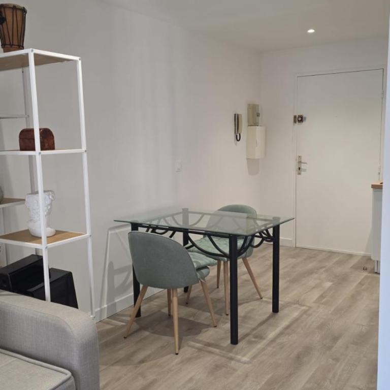 LE BALCON AZURÉEN - T2 Vue Mer et Clim - Appartement 1 Chambre - 3