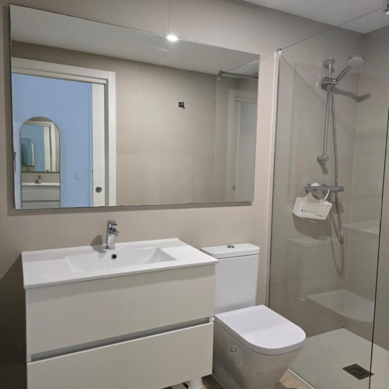 Marina Real II, 2 bedroom & 2 bathroom apartment with pool views - Apartment mit 2 Schlafzimmern - 12