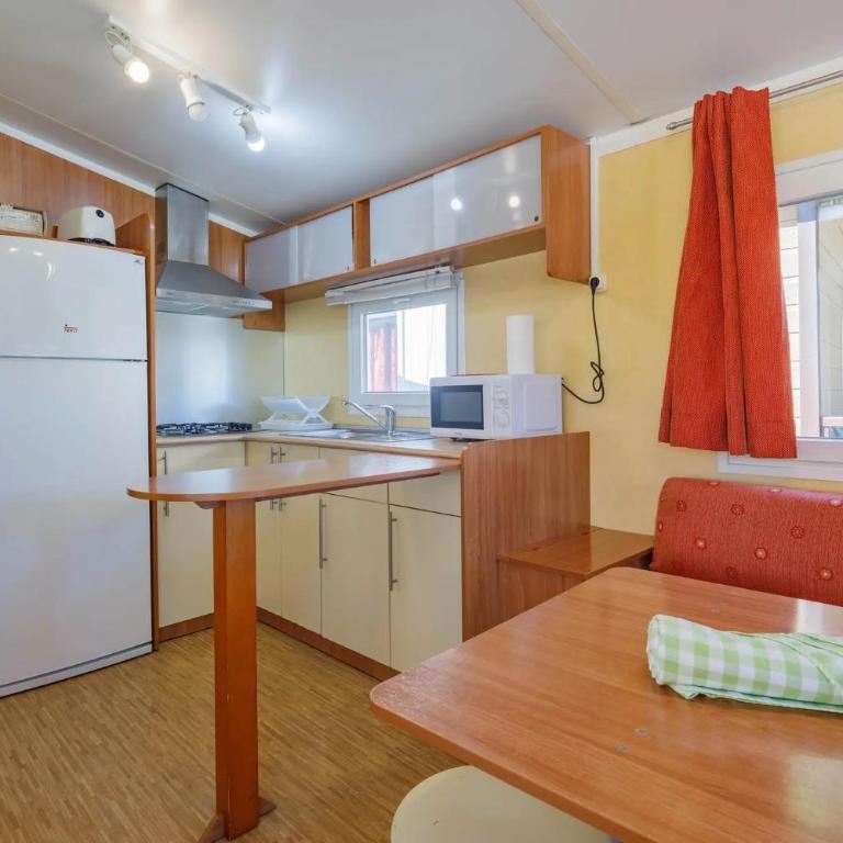 Bungalow D1 - Apartamento Deluxe de 2 dormitorios con vistas al jardín - 4