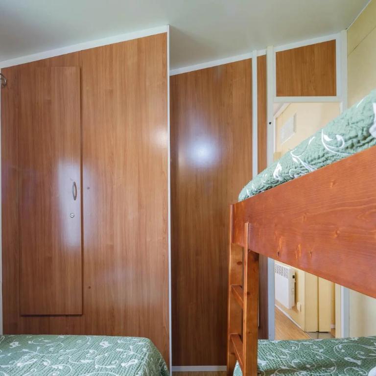 Bungalow D1 - Apartamento Deluxe de 2 dormitorios con vistas al jardín - 13