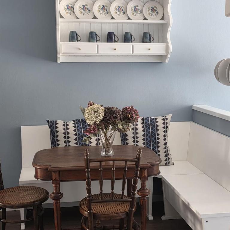 Cozy Diaz - One-Bedroom Apartment - 2