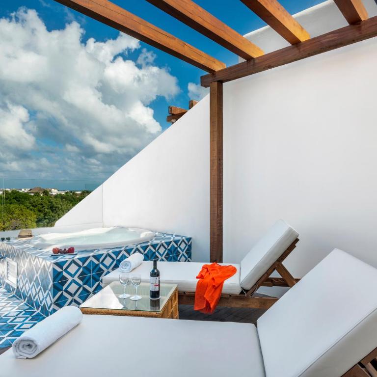 El Beso Adults Only at Ocean Riviera Paradise All Inclusive - Junior Suite El Beso Roof Top - 2
