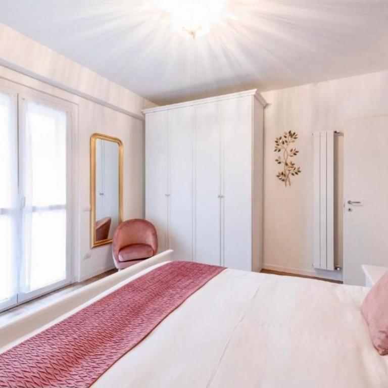 Lora luxury Suite 5, free private parking, self check in, air conditioner - One-Bedroom Apartment - 2