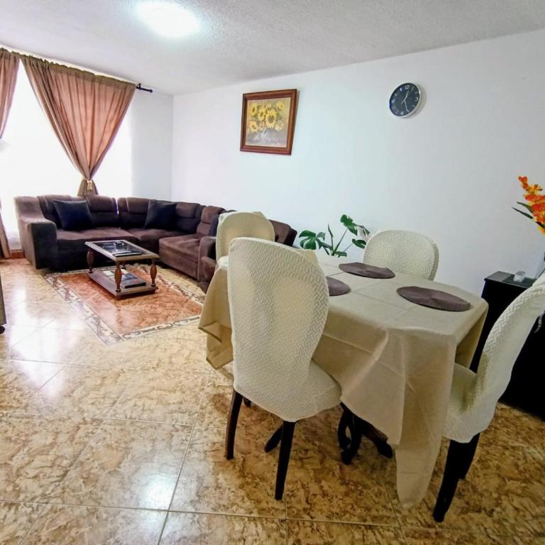 Comfort Rooms whit Private Bath and Near Airport - Habitación Doble - 9