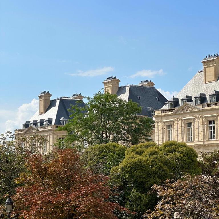 Luxembourg Gardens Prestige flat for 8 lift 4 BR - Appartement - 48