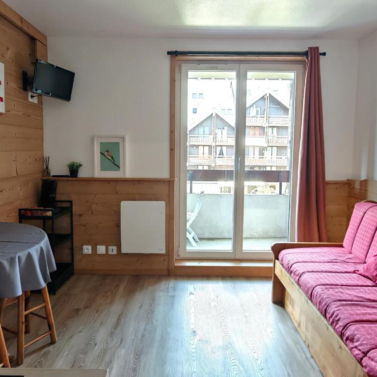 Studio Ella au cœur du village - Appartement 1 Chambre avec Balcon et Vue sur les Montagnes - 1