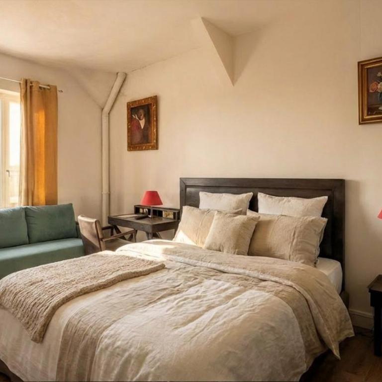 Louis 26 - Le manoir - Chambre Double avec Salle de Bains Privative - 10