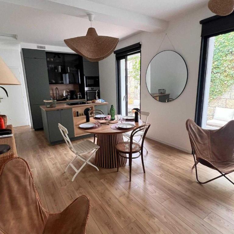 Renovated house in Arcachon center with patio - Vacation Home - 5