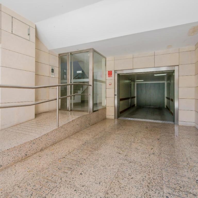 Apartamento con balcón y parking para 6 - Appartement 2 Chambres avec Balcon - 17