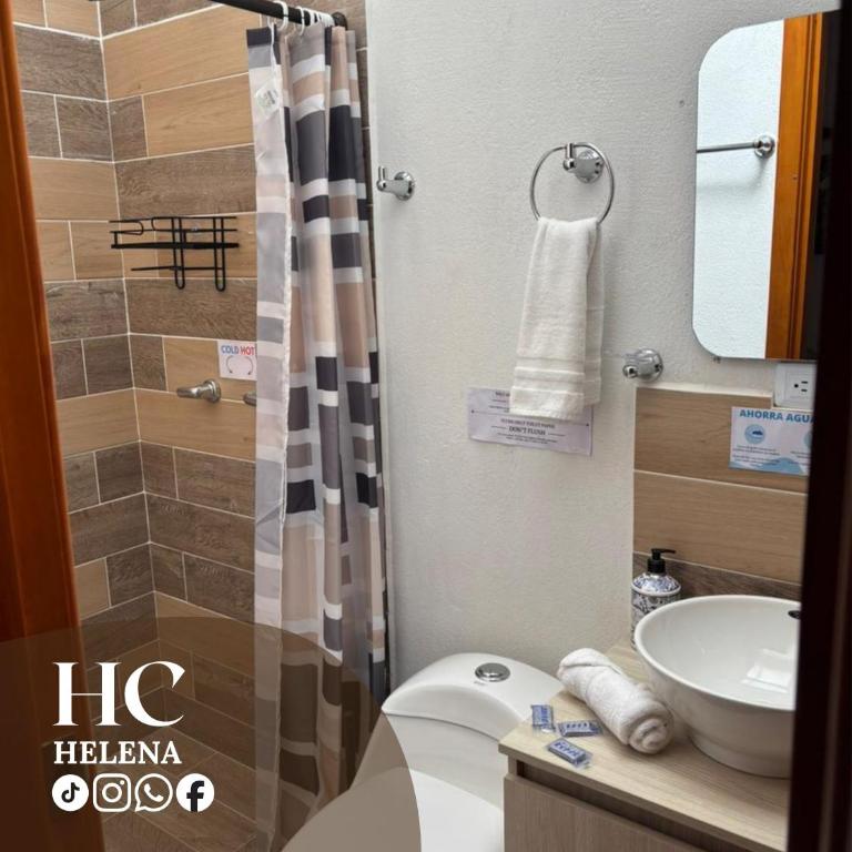 HC Helena - Triple Room with Private Bathroom - 2