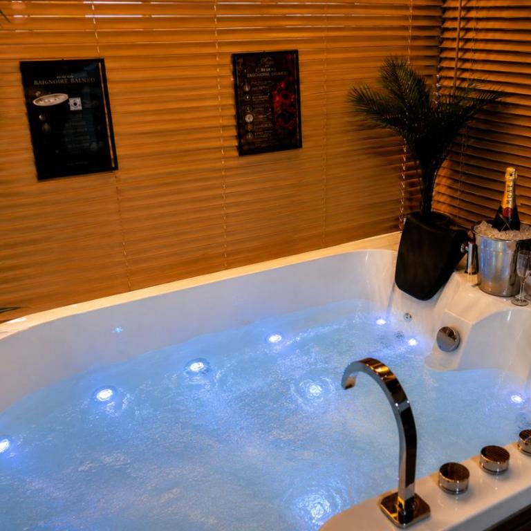 Maison LOVEROOM 70m2 L'entre Nous - Villa 1 Chambre - 3