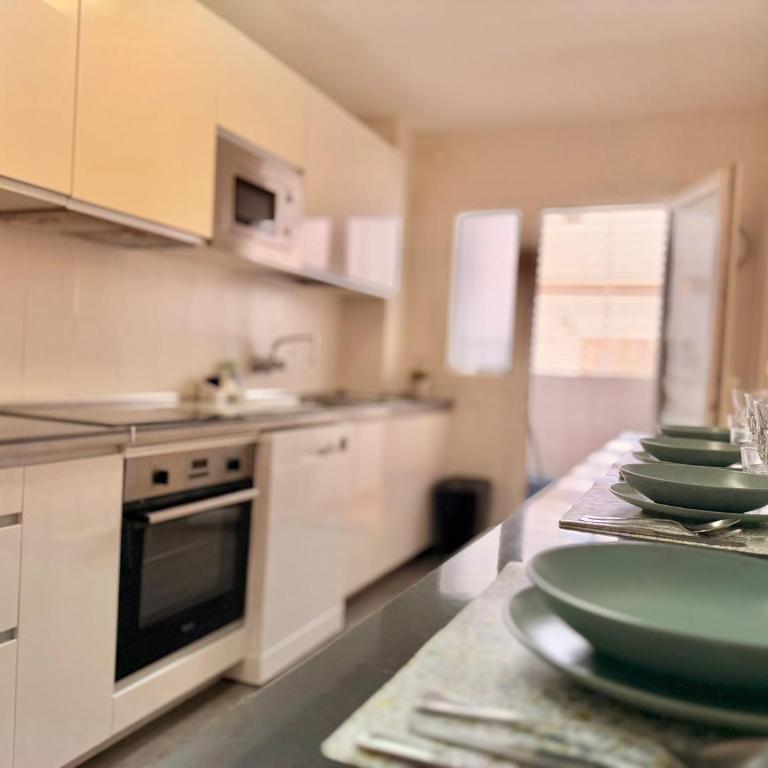 ApartHome Fuengirola Sun & Beach - Apartamento Superior con 3 dormitorios - 10