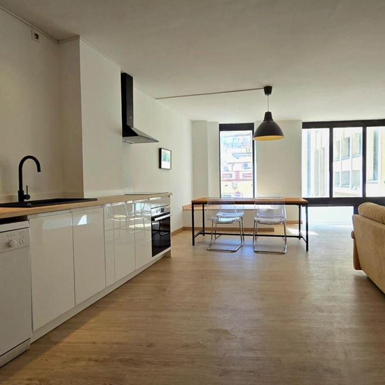 Agradable alojamiento cerca Park Guell - Apartamento de 1 dormitorio - 1