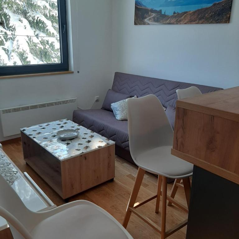 Maa - One-Bedroom Apartment - 14