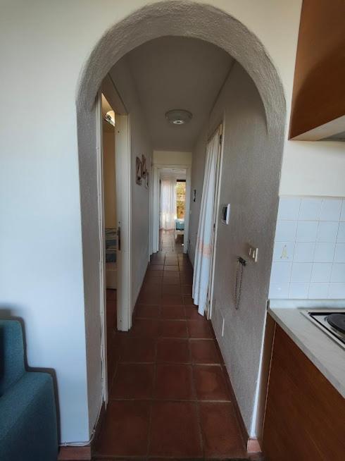 Sardinia Rent - Appartamento con 2 Camere da Letto, Terrazza e Vista Mare - 14