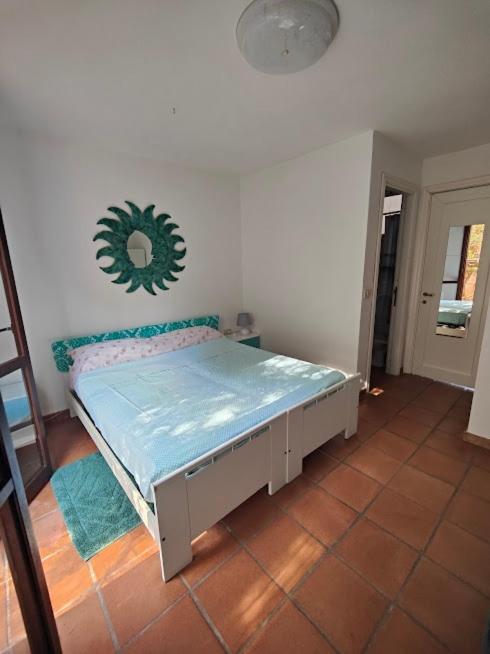 Sardinia Rent - Appartamento con 2 Camere da Letto, Terrazza e Vista Mare - 17