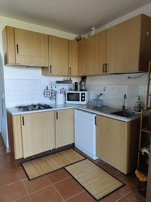Sardinia Rent - Appartamento con 2 Camere da Letto, Terrazza e Vista Mare - 19