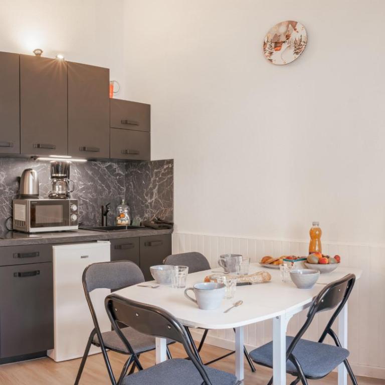 Appt Le charvin Manigod La Clusaz - Appartement 1 Chambre Supérieur avec Balcon - 12