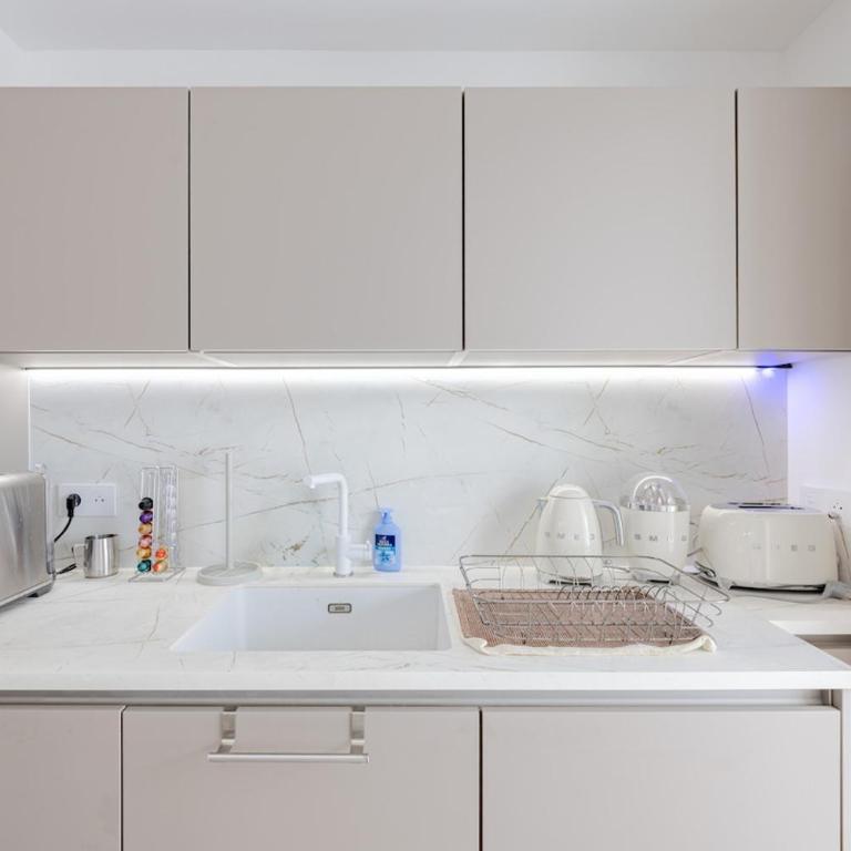 Cannes - Beautiful Apartment - 3 bedrooms - 3 bathrooms - 5CV - Appartement 3 Chambres - 12