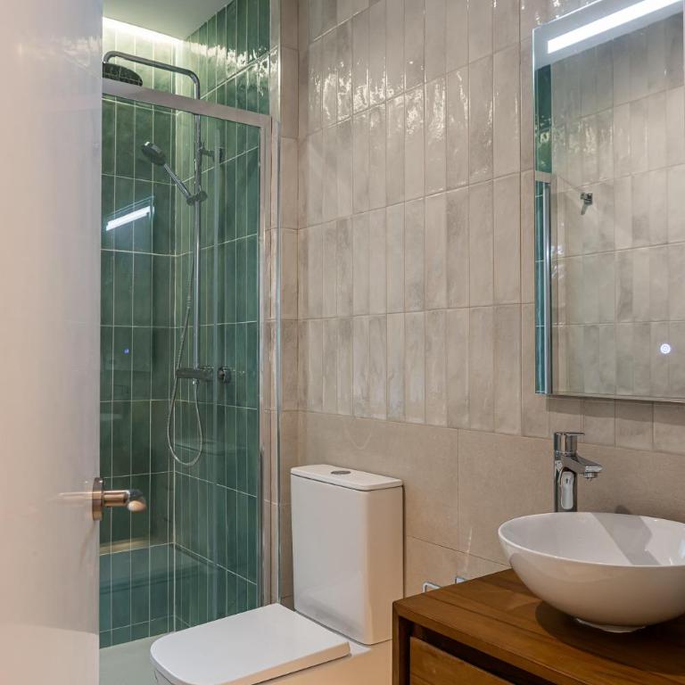 Queen's Bernabéu Madrid - Doppelzimmer mit eigenem Bad - 15