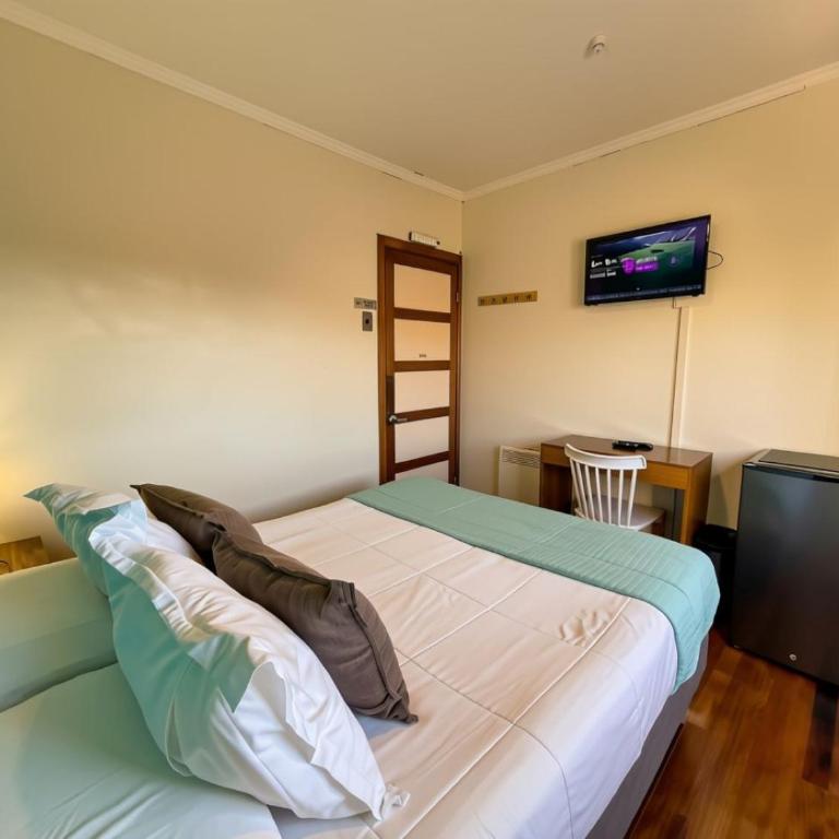 Hostal Terraza Recreo - Habitación Doble con baño privado externo - 9
