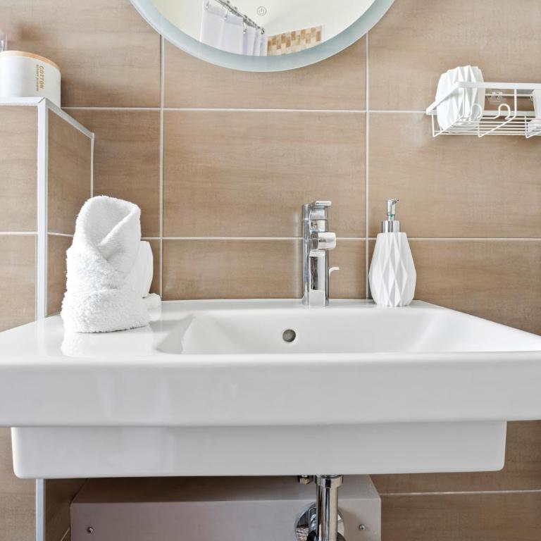 Le Victor Clim entre Arènes & Maison Carrée - Appartement 1 Chambre - 15