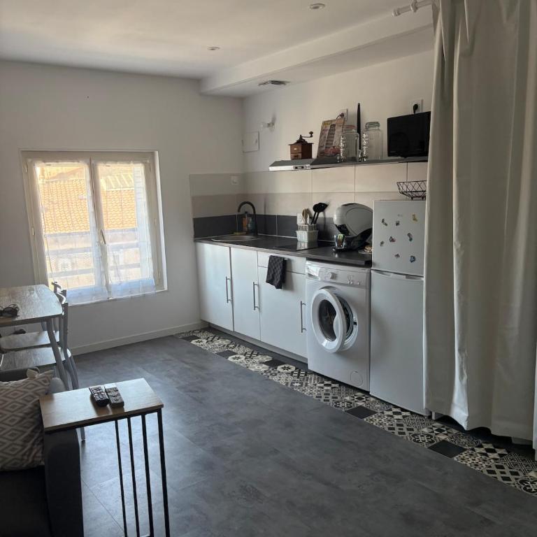 Foch 36 - central apartment - One-Bedroom Apartment - 2